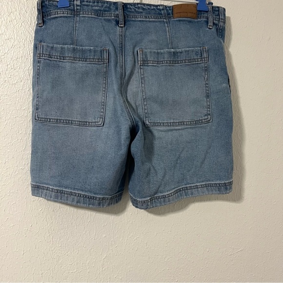 AE Strigid Women’s Sz 2 Perfect Denim Bermuda Short Comfy Stretch Waistband EUC - Picture 3 of 11